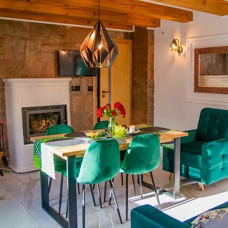 Lodge Domki Niesiolowice