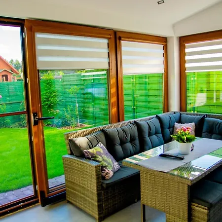 ロッジ Domki Niesiolowice Niesiołowice