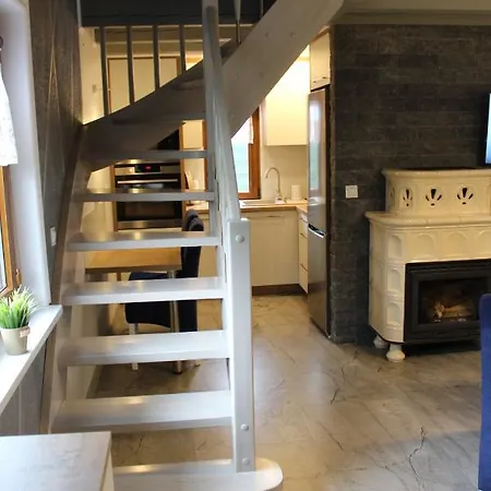 ロッジ Domki Niesiolowice