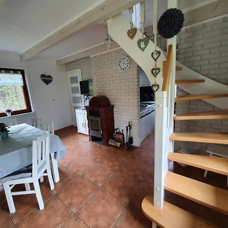 Alojamento de Turismo Selvagem Domki Niesiolowice *