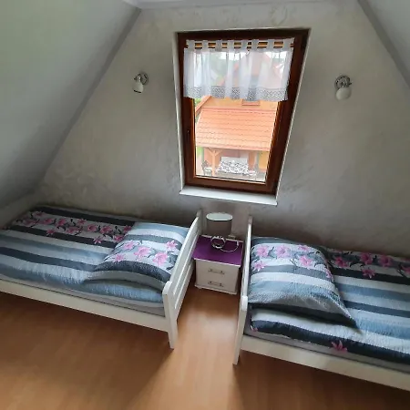 Domki Niesiolowice Alojamento de Turismo Selvagem *