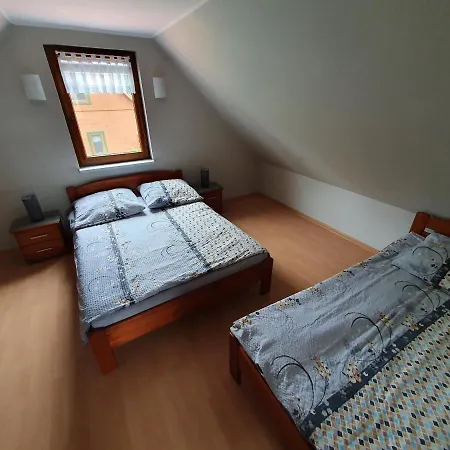 Domki Niesiolowice ロッジ