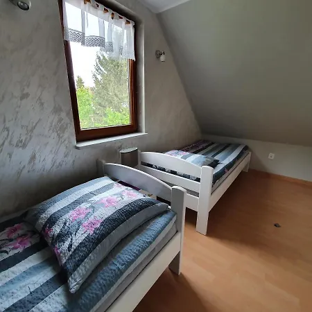 Domki Niesiolowice *